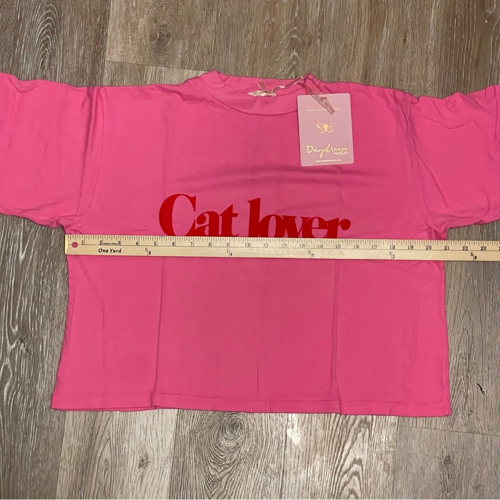 Daydream Nation Cat Lover Cropped Oversized in Kiss Pink Tee Size Small - Picture 5 of 13